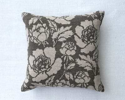 411034 BALDYRE Hvide Roser Broderikit.jpg