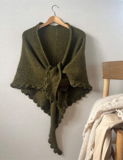 Ellieshawl_4.jpg
