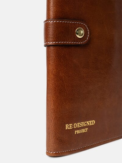 P082_Rel Project_82-Needle_Case-P082-Walnut_Gold-5.jpg