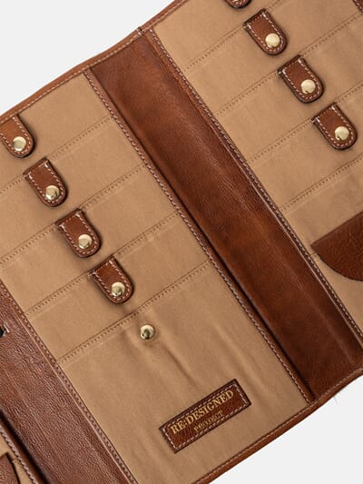 P082_Rel Project_82-Needle_Case-P082-Walnut_Gold-7.jpg