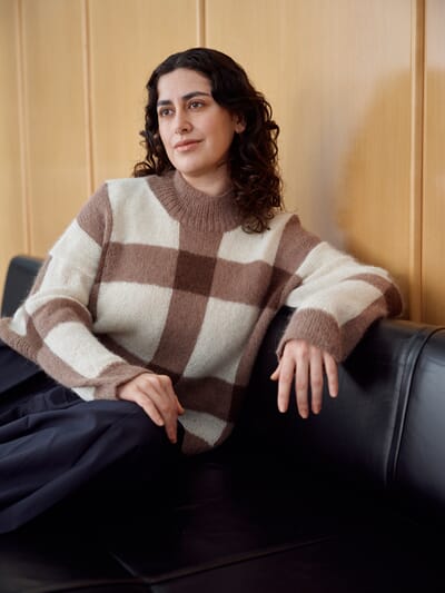 24892254HC26eng_Rel CamilleRomano1.jpg