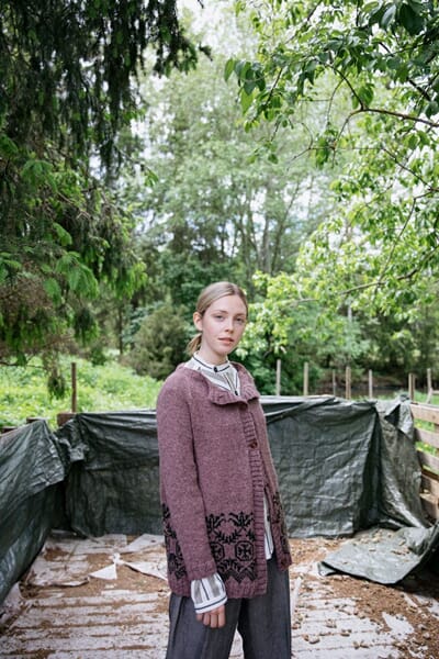 9789527468319_Rel Pohjolan Neito cardigan (1).jpg