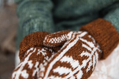 9789527468319_Rel Suolaulu mittens.jpg