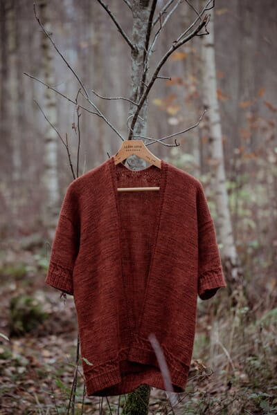 9789527468715_Rel LottaHLöthgren_DuskCardigan (1).jpg