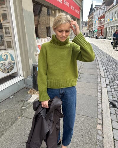 Amy Sweater_4.jpeg