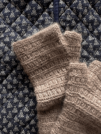 Gloves no. 1_1.png