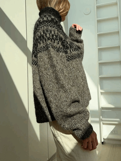 Joha_Loop_Sweater_2.png