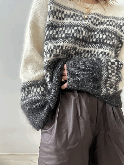 Johanne_Loop_Sweater_14.png