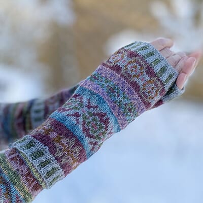405008_Rel sycamore rose armwarmers_2.jpg