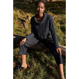 BLÅ Strikkeoppskrift av Marianne Isager