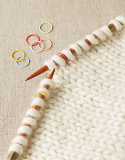 879_Rel Coco Knits Jumbo Stitch Markers_2.jpg