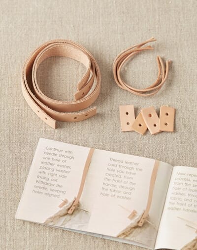 957_Rel Cocoknits Leather Handle Kit_2.jpg