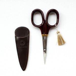 Cohana Small scissors with gold lacquer art (Brown)