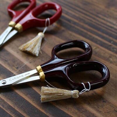 45-139_Rel 45-139 Cohana small scissors with gold laquer art brown_1.jpg