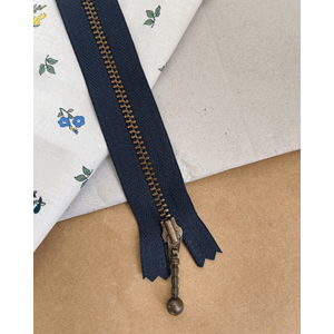 Petiteknit Zipper 17 cm - Navy