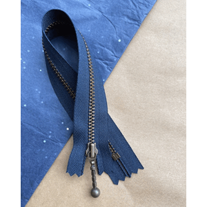 Petiteknit Zipper 23 cm - Navy