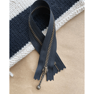 Petiteknit Zipper 23 cm - Black